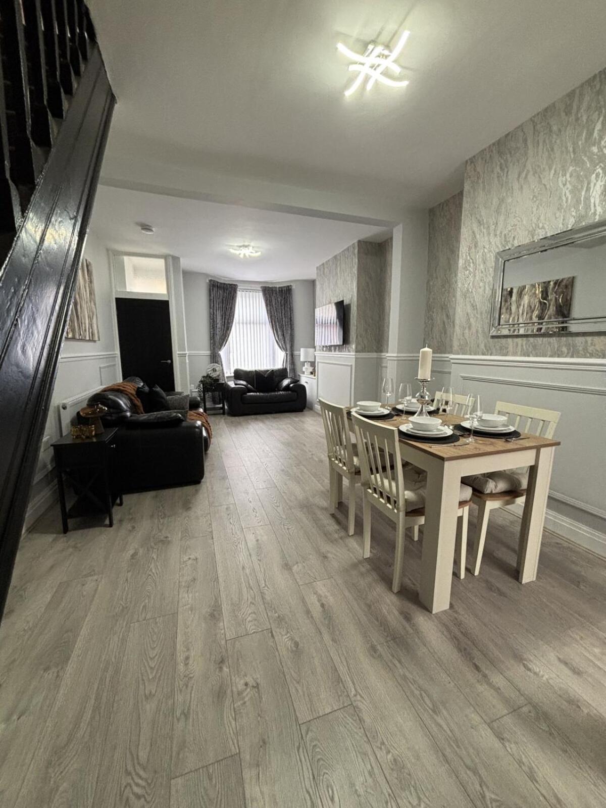 Modern 3br Near Anfield Stadium Liverpool